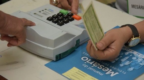 TRE-DF convoca mesários voluntários para as eleições de 2026