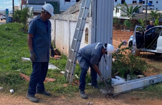 DF Legal derruba construções irregulares em Vicente Pires